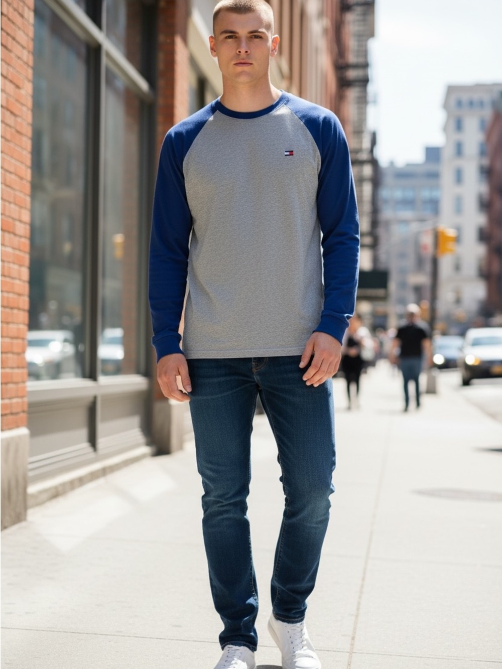 Tommy Hilfiger Preppy Casual Gray and Navy Long Sleeve Raglan Shirt SZ Med